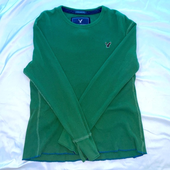 American Eagle Outfitters Tops - Vintage fit green American Eagle sweater long sleeve